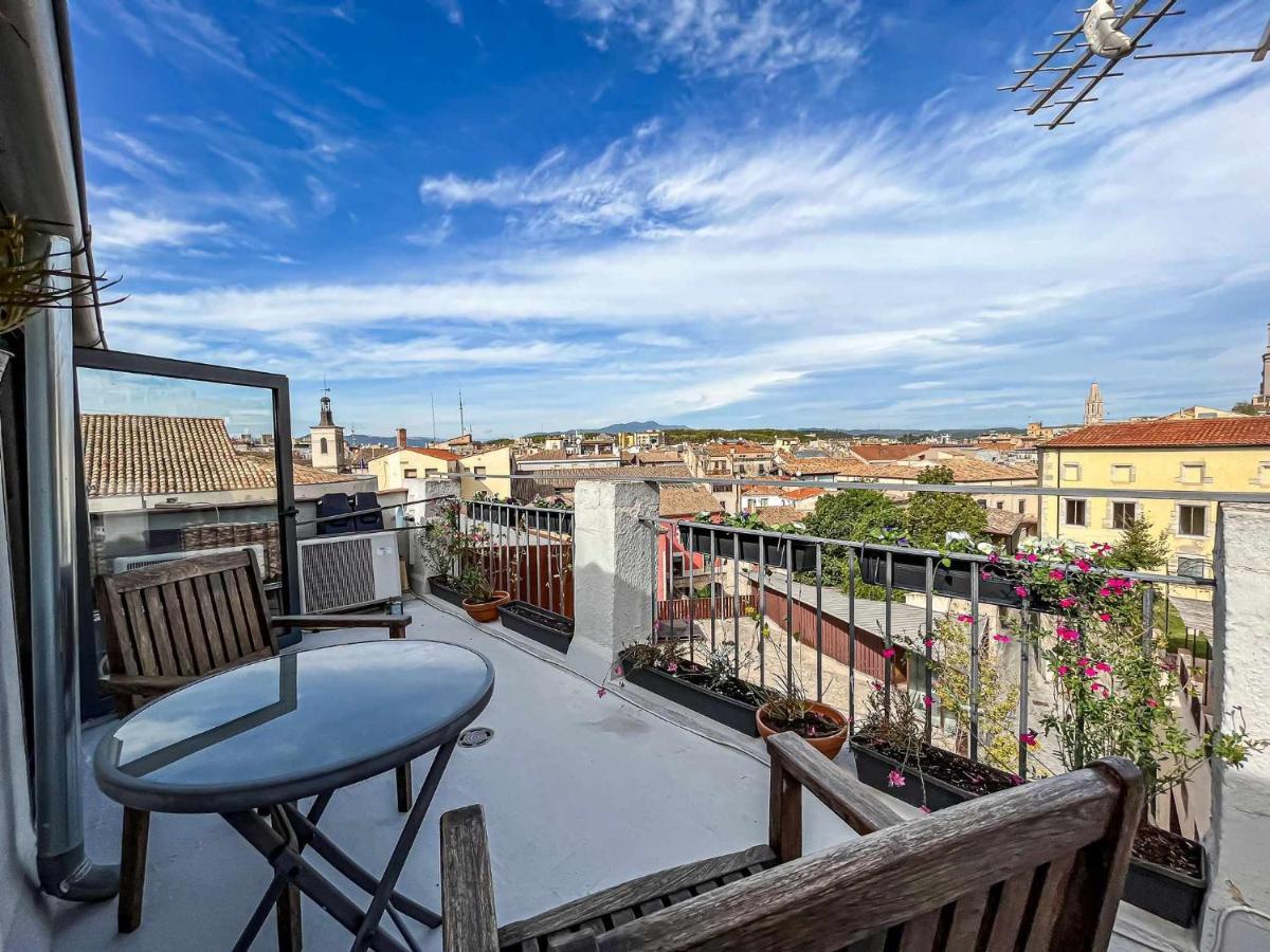 Romantic Duplex With Terrace And Great Views Херона Екстериор снимка