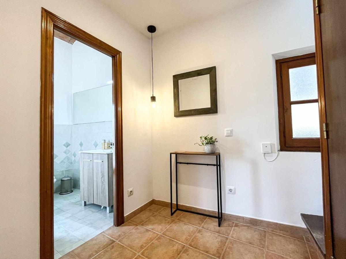Romantic Duplex With Terrace And Great Views Херона Екстериор снимка